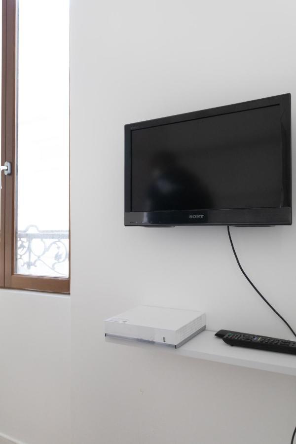 Le Chic Audonien - Cozy Nest Before Gates Of Paris - Access From Cdg & Orly Airports - Wi-Fi - Smart Tv Apartment Saint-Ouen  ภายนอก รูปภาพ